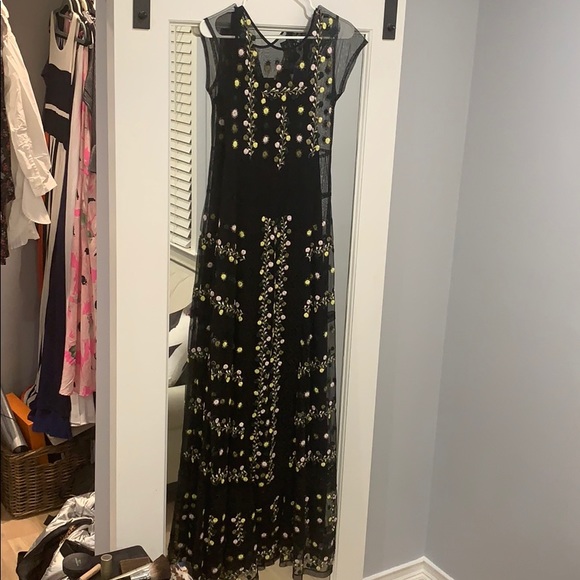 FRENCH CONNECTION FLORAL MAXI DRESS - Picture 4 of 4